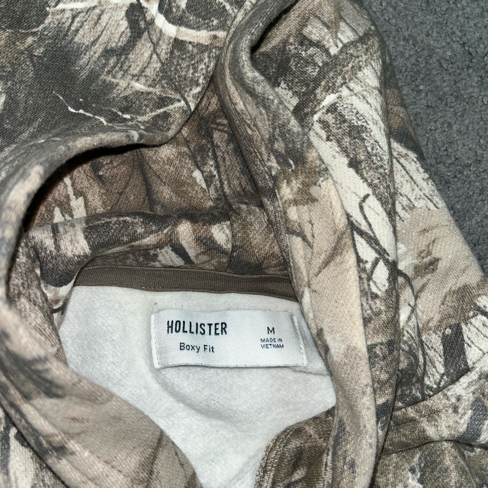 Hollister Camo Hoodies White and Green Bundle - Picture 8 of 9